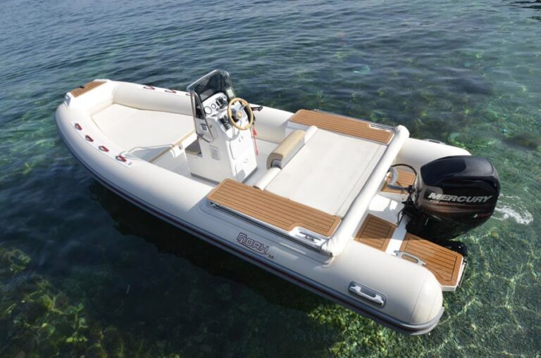 Gommone 24 ore per 8 persone